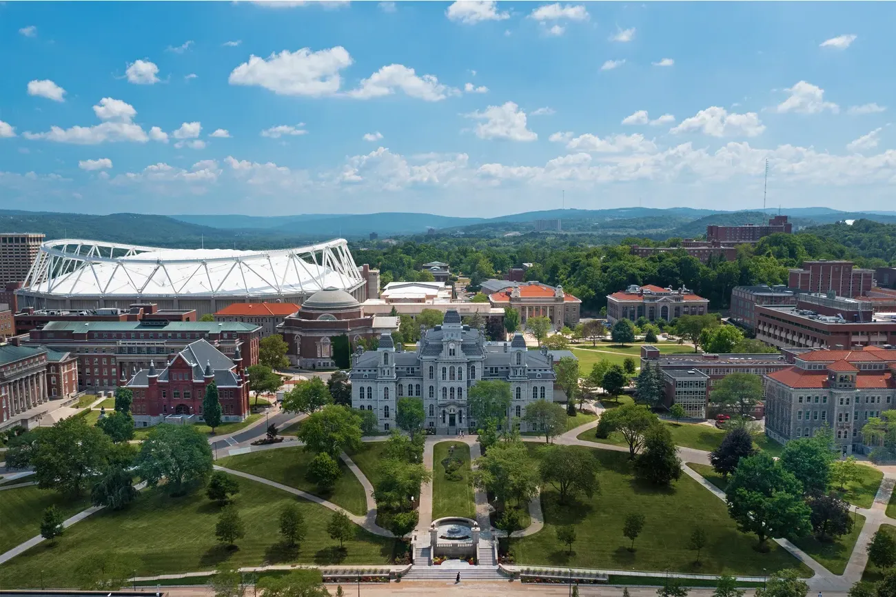 An aerial of Syracuse University campus.